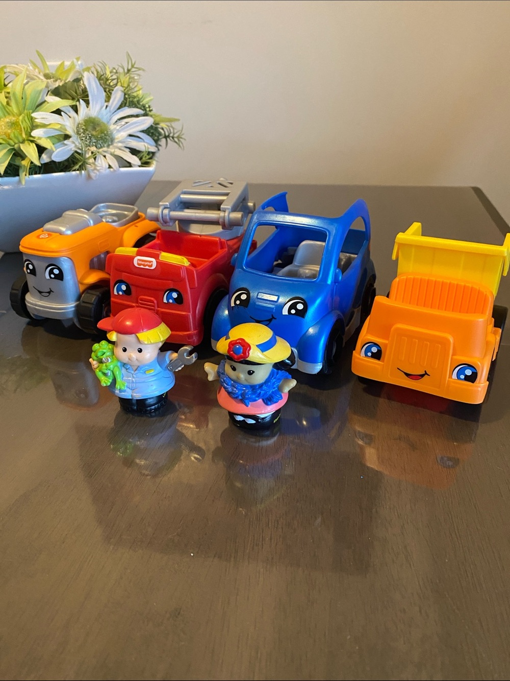 Fisher-Price Little People Figurine Toy Cars